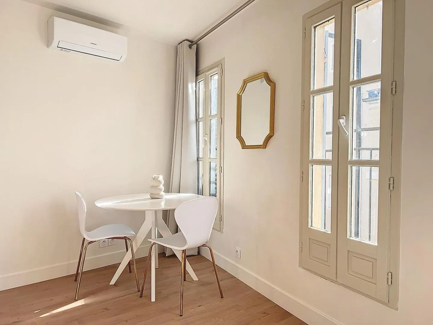 Charmant Appartement - Avec Balcon & Climatisation - Les Freres De La Loc' Marselha