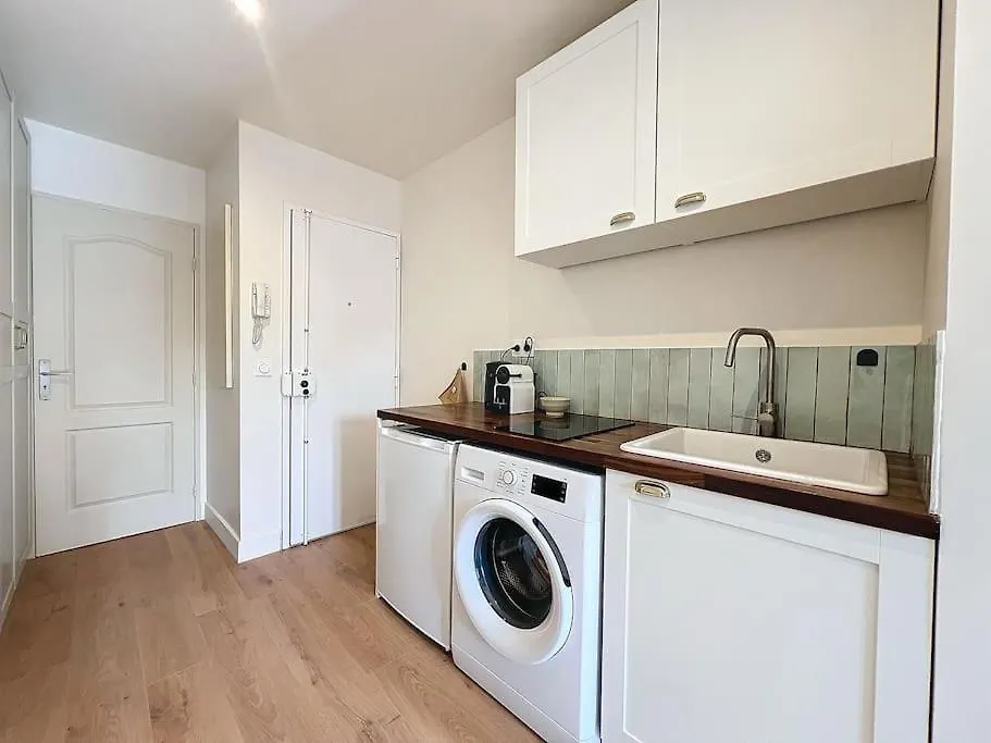 Charmant Appartement - Avec Balcon & Climatisation - Les Freres De La Loc' Marselha Apartamento